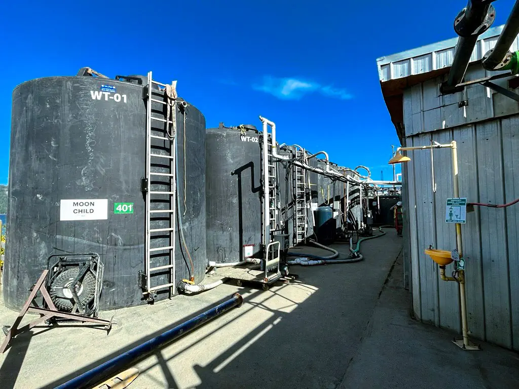 GRT uses advanced water treatment techniques and a closed-loop system to clean soils while conserving water.